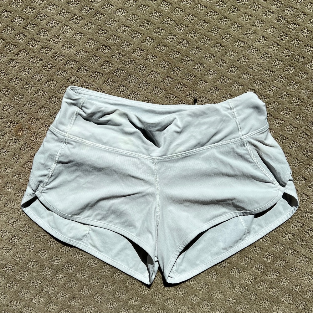 lululemon Speed Up Shorts 2.5'' - white - Size 2